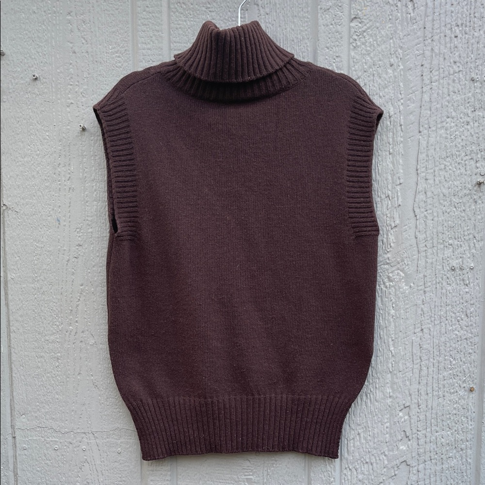 Frankie Shop Brown Sleeveless Turtleneck Sweater Size: M